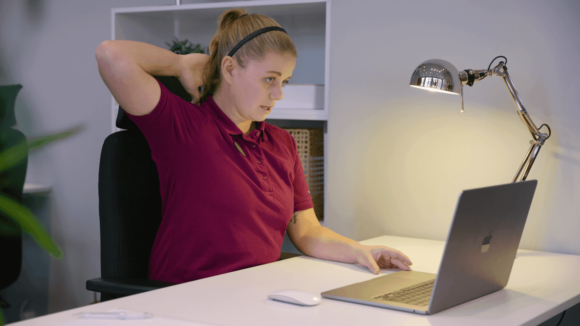 Legitimerad personal i videosamtal med patient